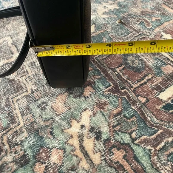 NEW COACH crossbody Ellie File Bag In Signature Canvas ๐๐ FREE SHIPPING!!! - Picture 8 of 10